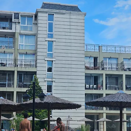 Lägenhet Festa първа линия Pomorie